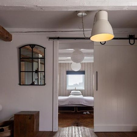 Red Bird Farm Bed and Breakfast Ystad Esterno foto