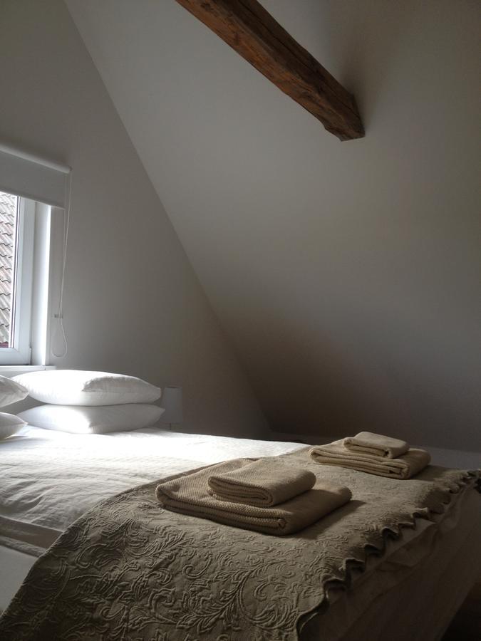 Red Bird Farm Bed and Breakfast Ystad Esterno foto