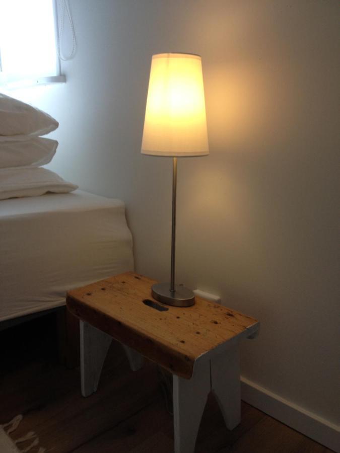 Red Bird Farm Bed and Breakfast Ystad Esterno foto