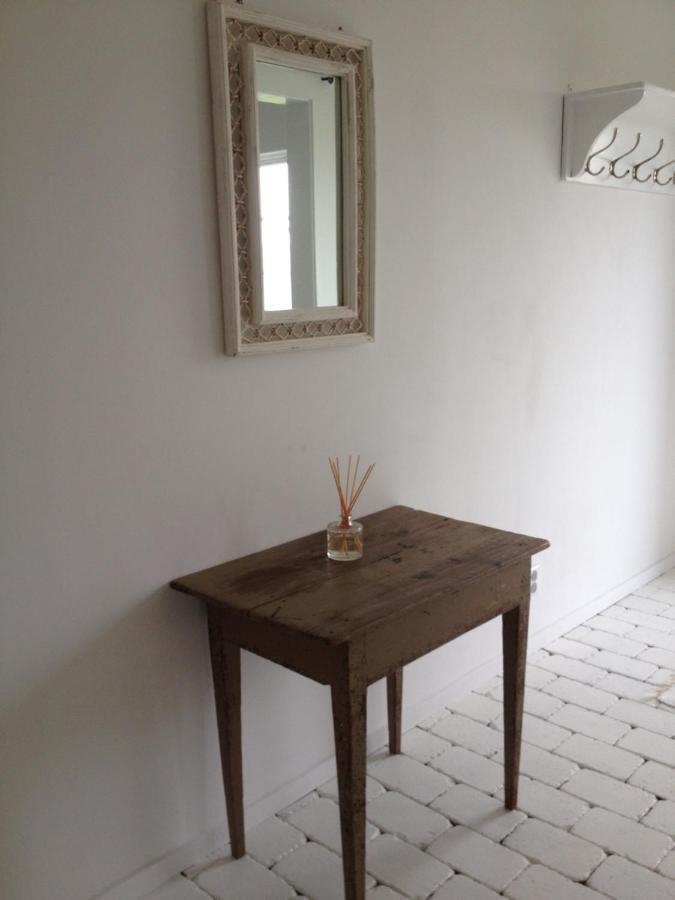 Red Bird Farm Bed and Breakfast Ystad Esterno foto